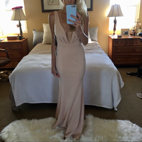 New Lulu’s Sexy Blush Cocktail Bridal Dress Small - Picture 4 of 8